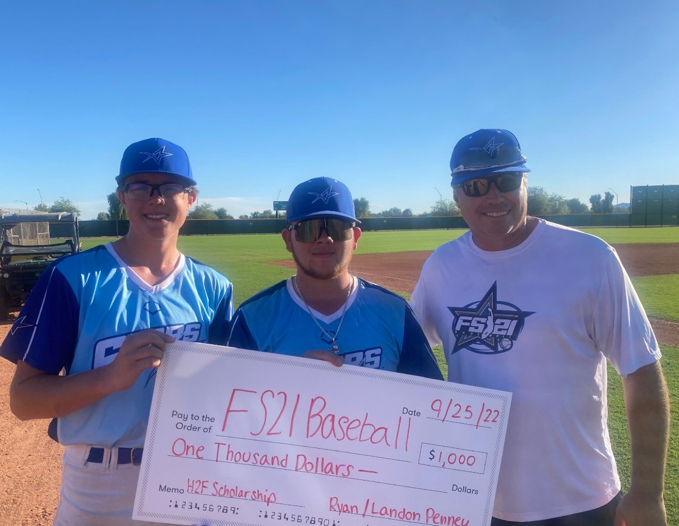 Hector Villanueva, 2022 scholarship recipient